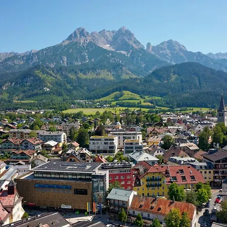 Hindenburg Apart Otel 4*