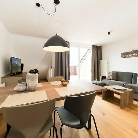 Aparthotel Hindenburg 4*